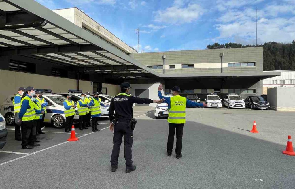 Agentes cívicos en Basauri