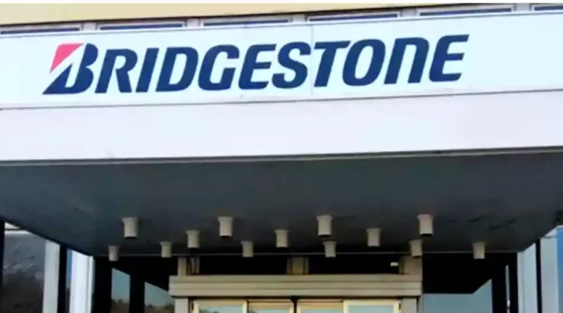 Reunión entre comité de empresa de Bridgestone e instituciones
