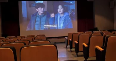 Obra de teatro Sexberdinak en el salón de actos de Galdakao