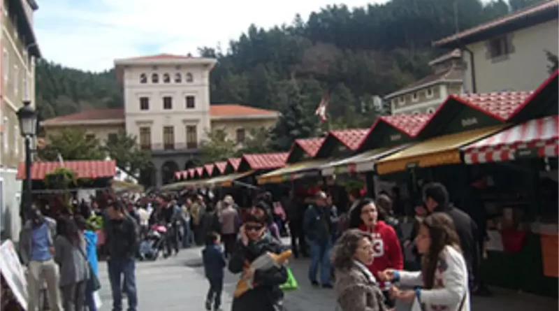 Ugao-Miraballes Feria Agrícola de Mujeres Productoras