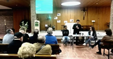 Reunión del alcalde, Asier Iragorri, con los vecinos y vecinas de el Kalero en Basauri