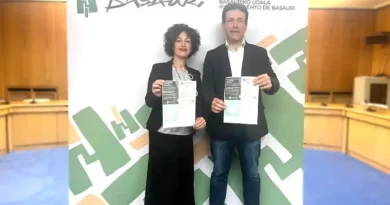 Auzoegin Ariz Basauri Asier Iragorri y berta Montes