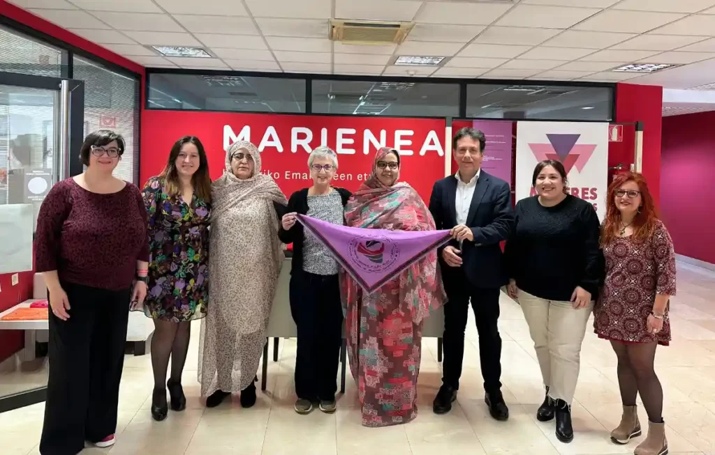 Unión Nacional de Mujeres Saharauis visita Basauri