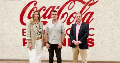 El alcalde de Galdakao se reune con Ccoa Cola