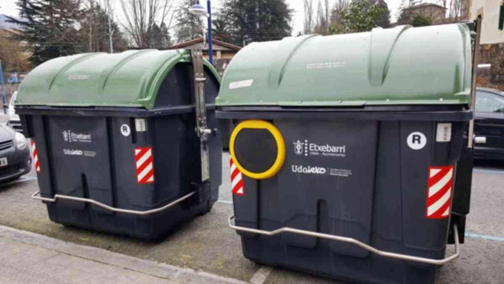Contenedores de basura Etxebarri