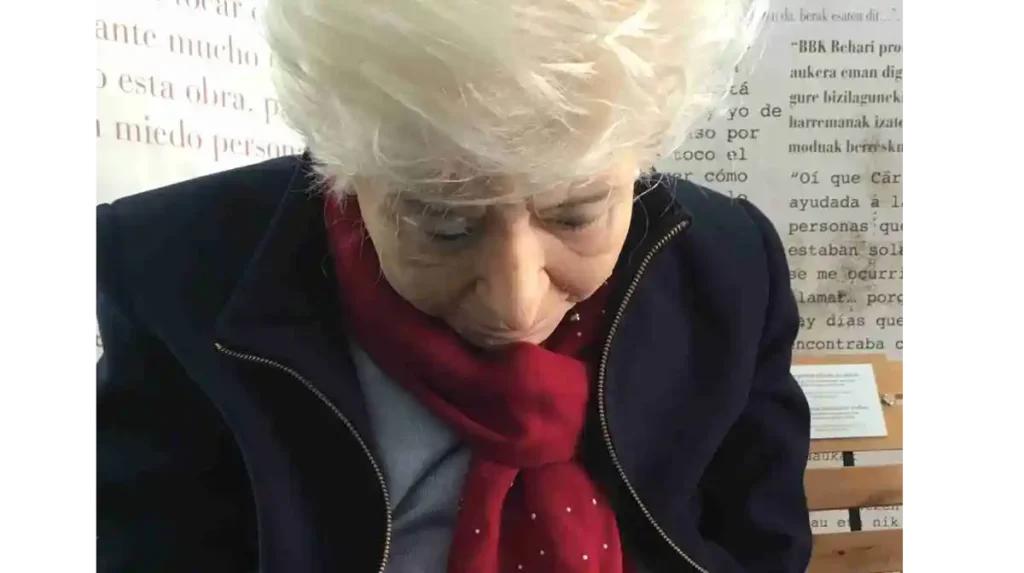 Escultura Mercedes BBK Herriz Herri Etxebarri