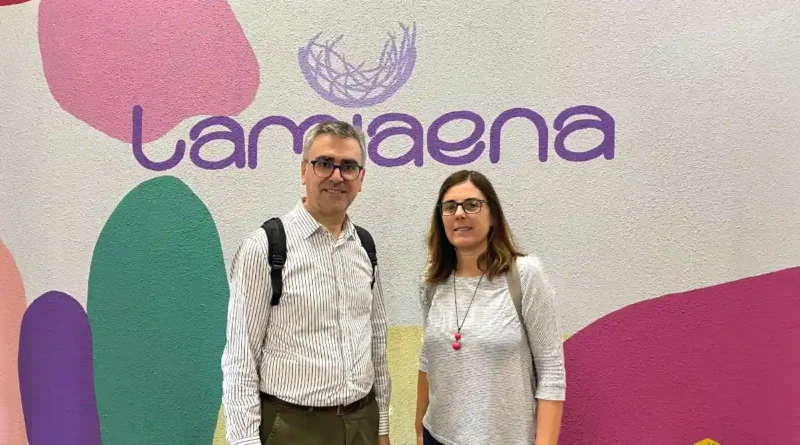 Reunión Joana Etxeberria y Oscar Seco, Esnatu