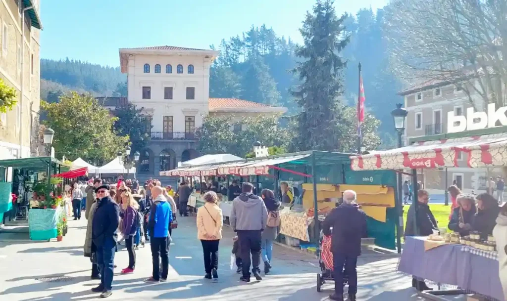 Feria Agrícola de mujeres productoras de Ugao-Miraballes
