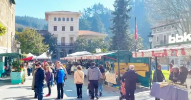 Feria Agrícola de mujeres productoras de Ugao-Miraballes