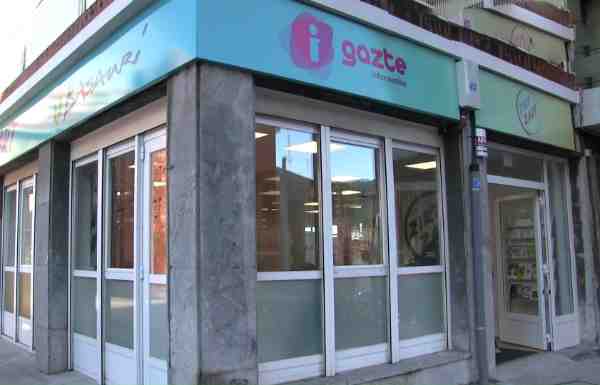 Gaztegune Basauri fachada