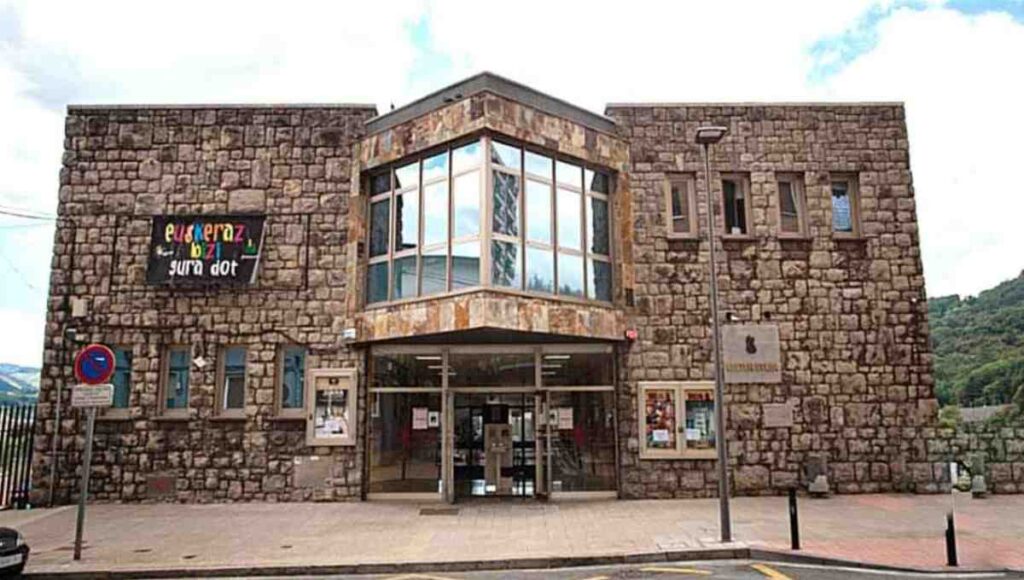 Casa de Cultura Ibaigane