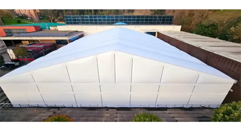 Cerramietno frontal carpa polideportivo Etxebarri