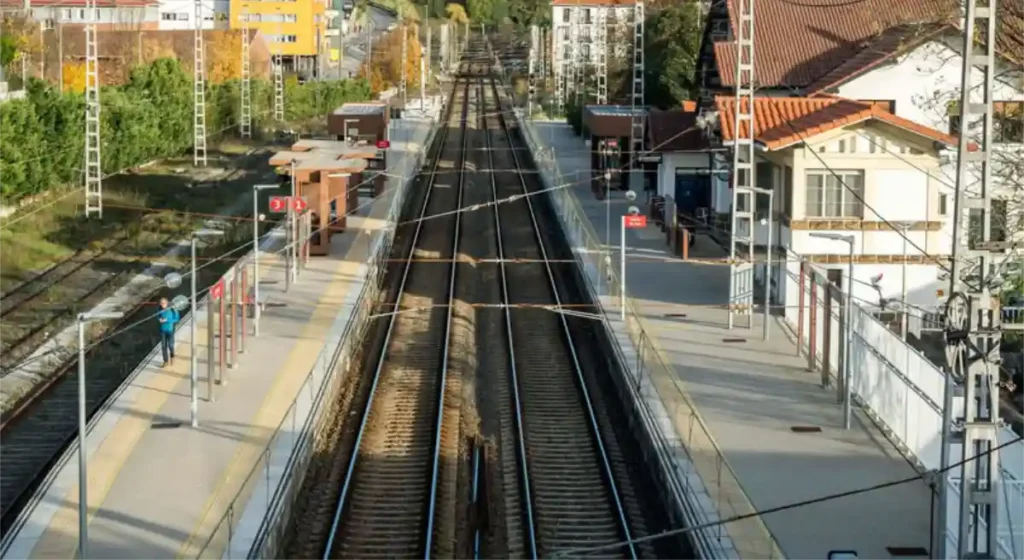 Arrigorriaga tren Variante Sur Ferroviaria