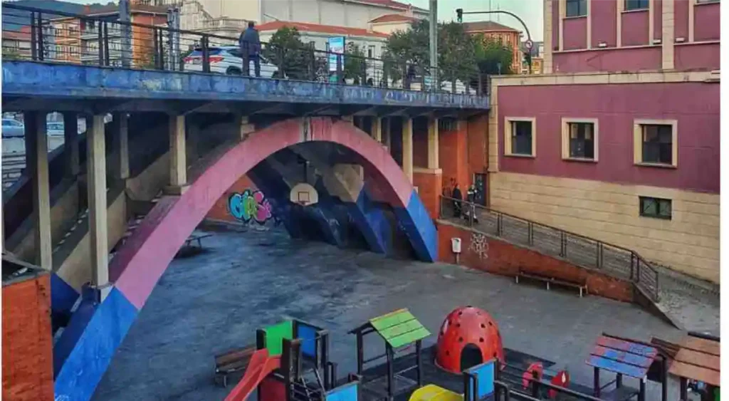Puente Social Antzokia Basauri