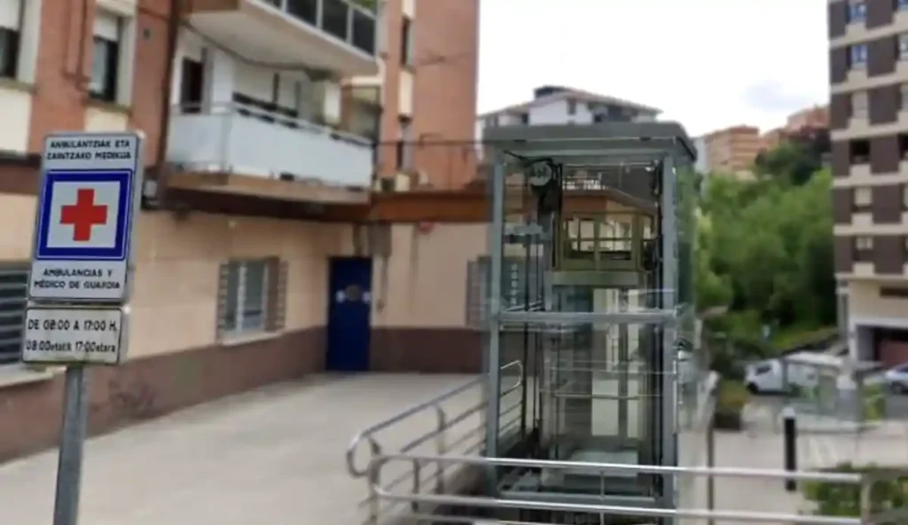 Ascensor ambulatorio de El Kalero Basauri
