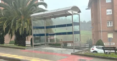 marquesina EtxebarriBus calle Galicia