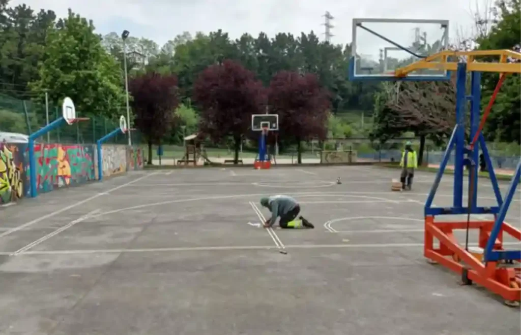 Lonbo cancha de baloncesto