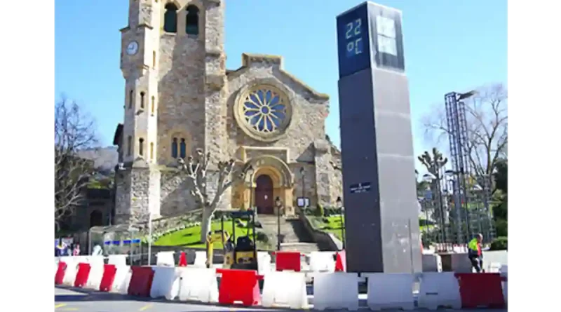 Etxebarri plaza de Euskotren obras