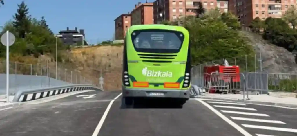 Galdabusa y Bizkaibus Txomin Egileor
