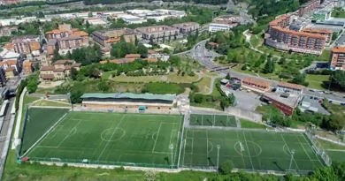 Etxebarri campo de fútbol agua caliente
