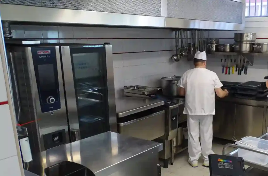 Cocina escoalr vertical Basauri