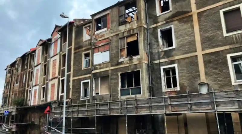 Demolición edificios en ruinas Basauri