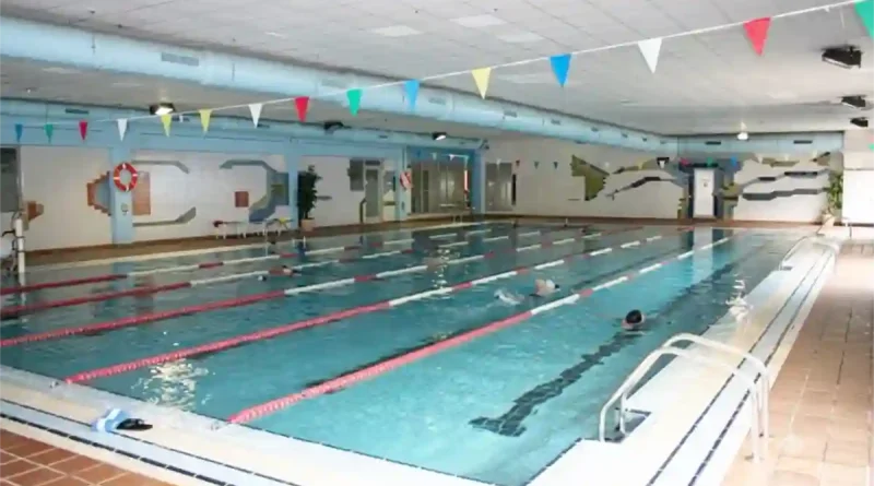 Arrigorriaga Piscina grande cubierta